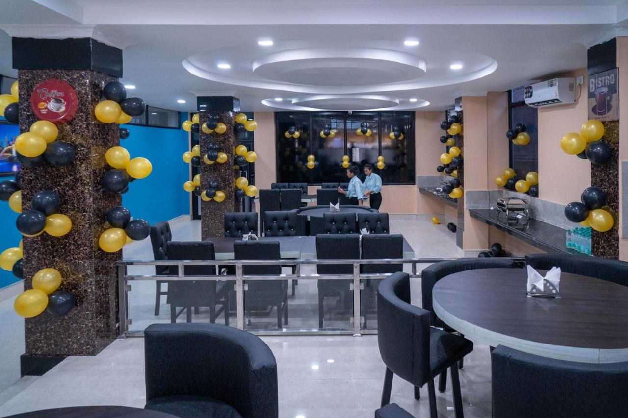 The Four Season Hotel Dimāpur 外观 照片