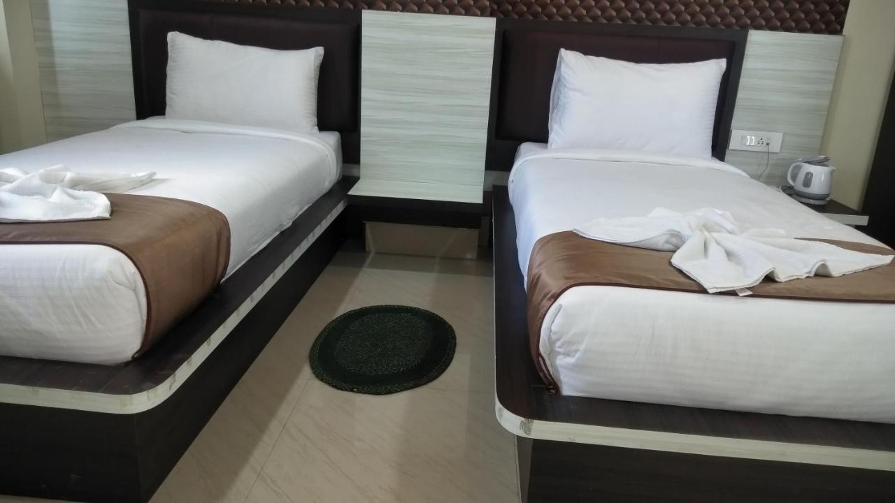 The Four Season Hotel Dimāpur 外观 照片